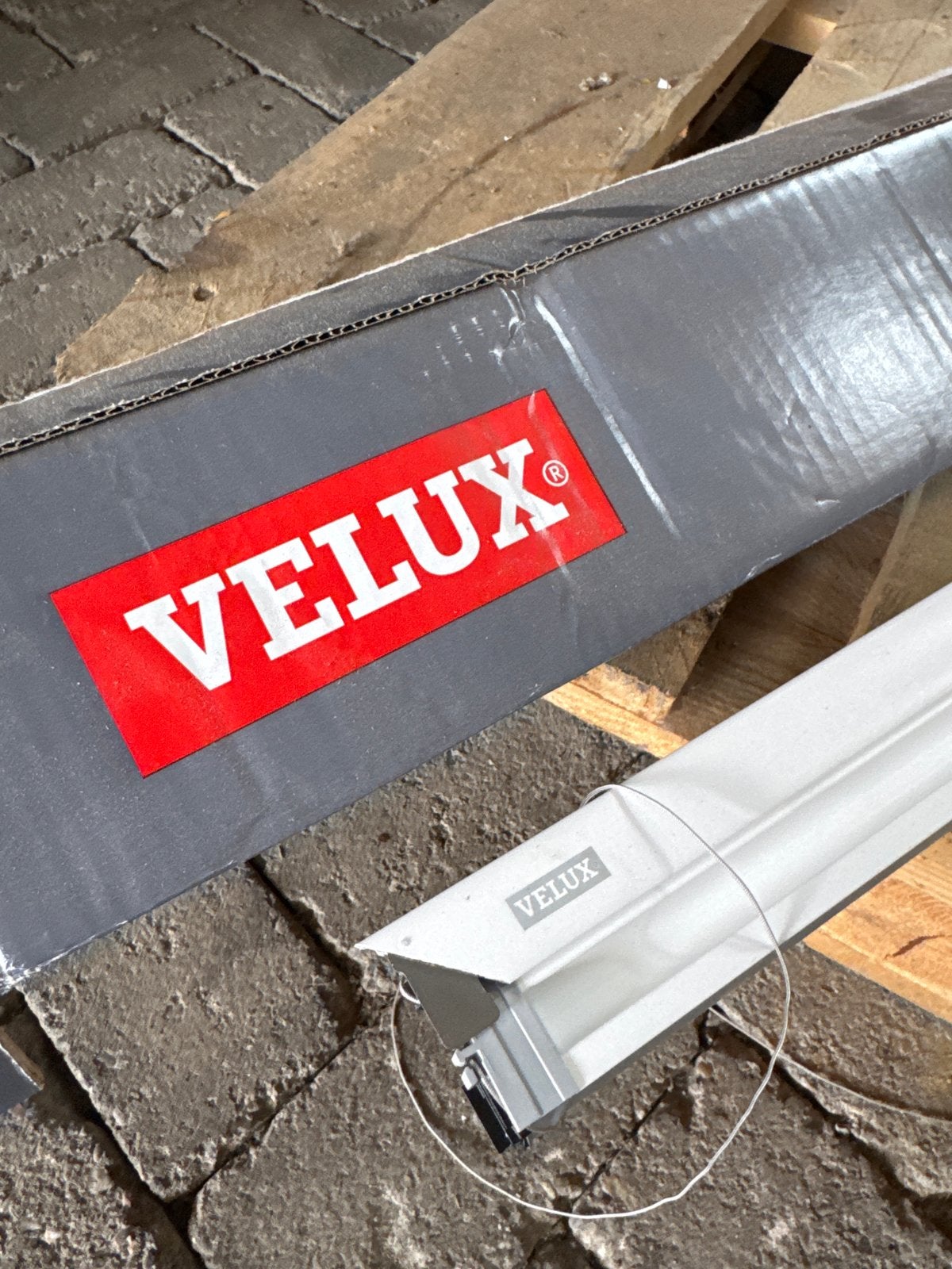 Velux raamdecoratie - geleiders ontbreken, Ophalen of Verzenden, Nieuw, 120 tot 160 cm, Dakraam