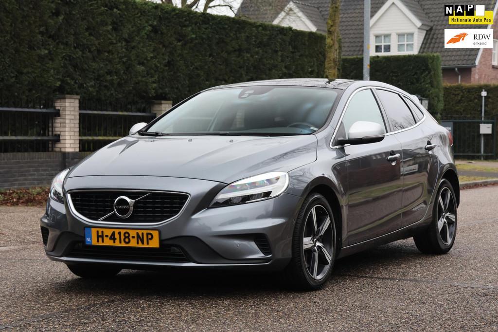 Volvo V40 1.5 T3 Polar+ Sport | R-DISIGN | PANO | AUTOMAAT |, Auto's, Volvo, Euro 6, 4 cilinders, 700 kg, Origineel Nederlands