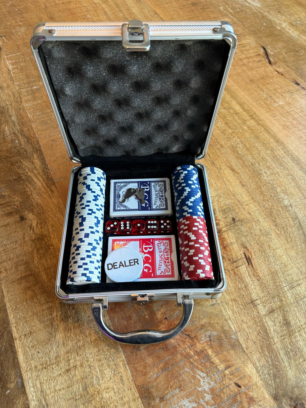 Gant Pokerset in luxe koffer, Drie of vier spelers, Ophalen, Gebruikt