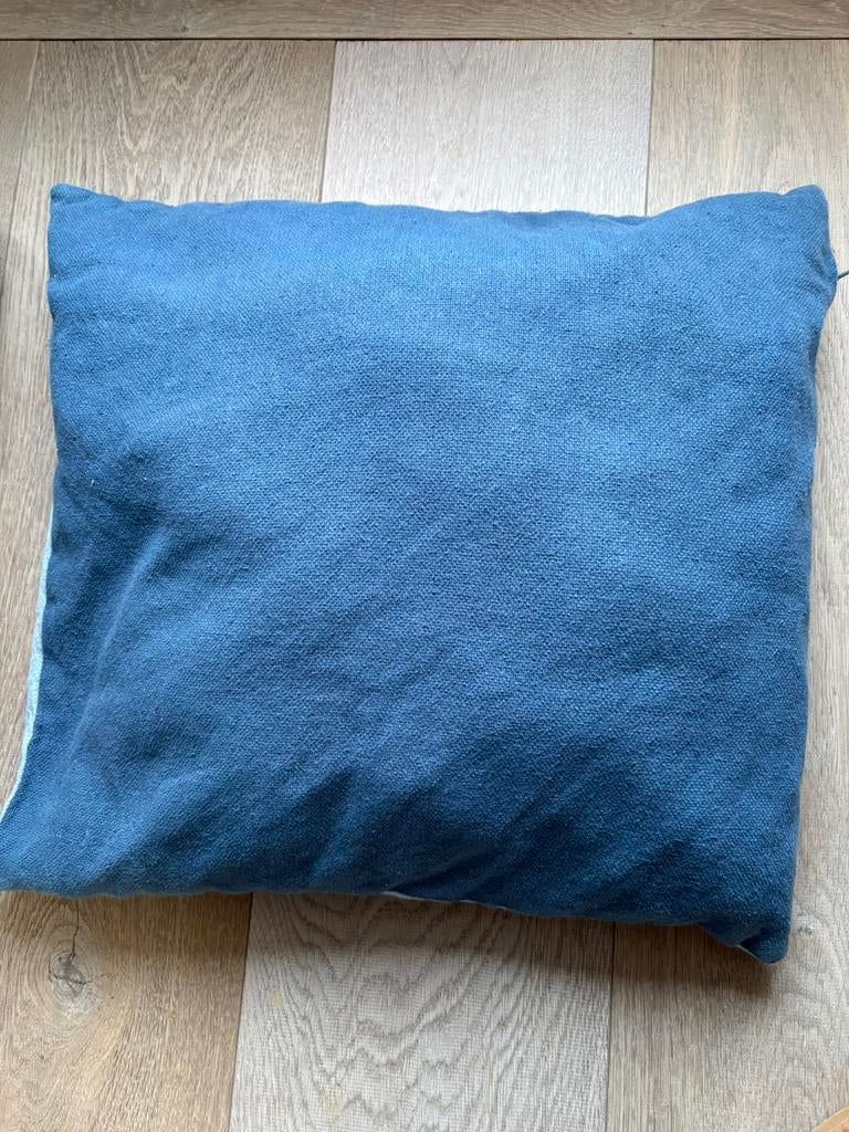Blauw kussen Hema, Huis en Inrichting, Ophalen of Verzenden, Gebruikt, Blauw, Vierkant