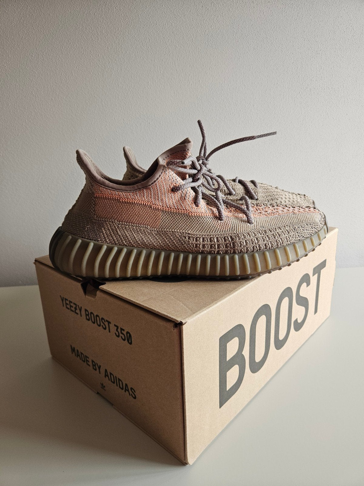 Yeezy Boost 350 V2, Overige kleuren, Nieuw, Ophalen of Verzenden, Adidas Yeezy