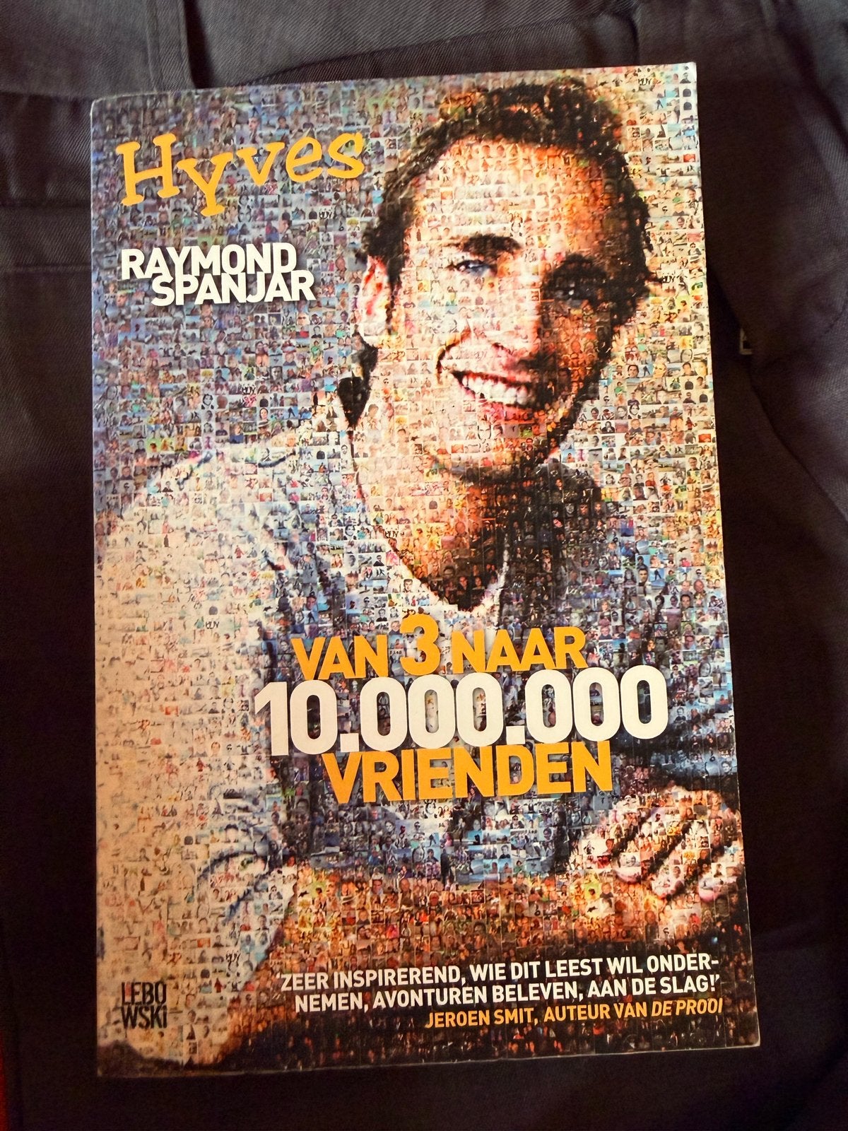 Gloednieuw boek: Hyves Van 3 naar 10.000.000 Vrienden, Ophalen of Verzenden, Nieuw