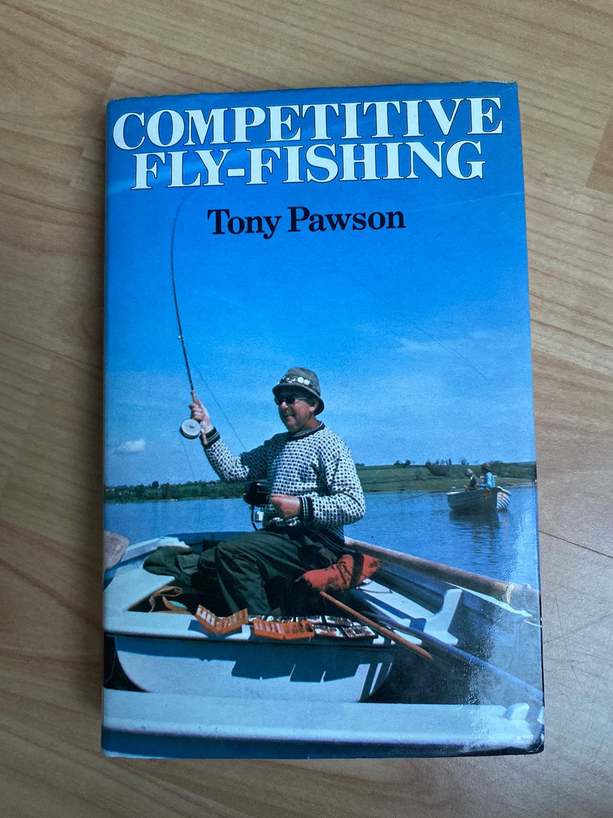 Competitive Fly-fishing van Tony Pawson, Ophalen of Verzenden, Zo goed als nieuw, Overige typen