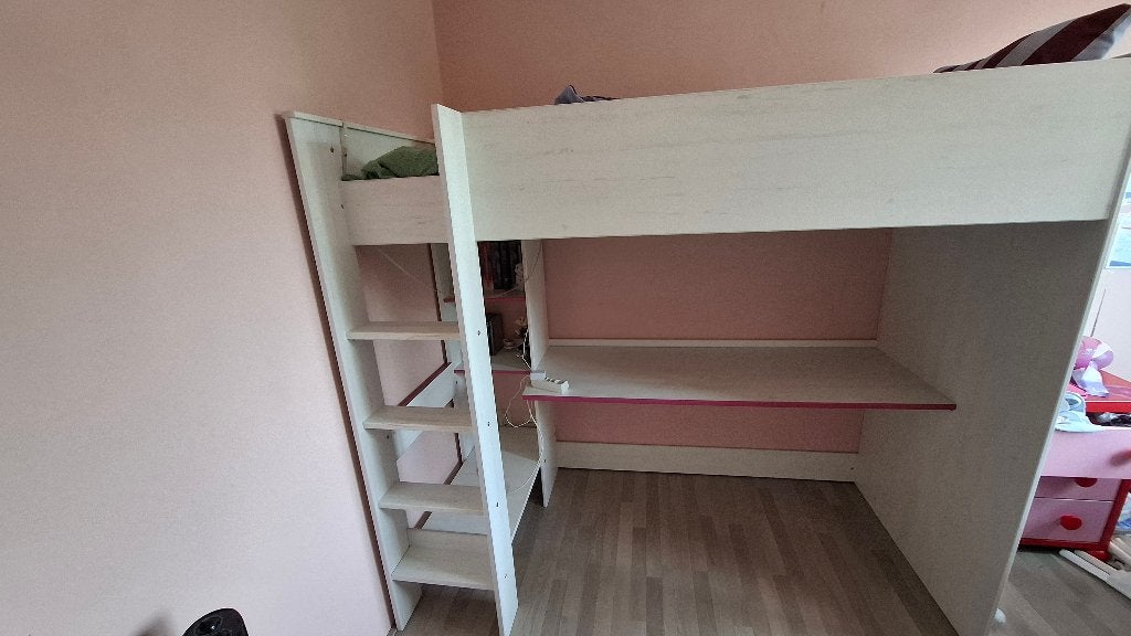 Hoogslaper Smoozy wit met bureau + traagschuimmatras, Ophalen, Gebruikt, Eenpersoons, 160 tot 180 cm