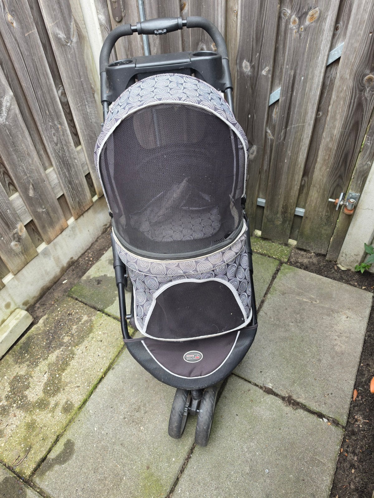 te koop  een inklapbare hondenbuggy, Innopet, Ophalen of Verzenden, Gebruikt, Hondenbuggy