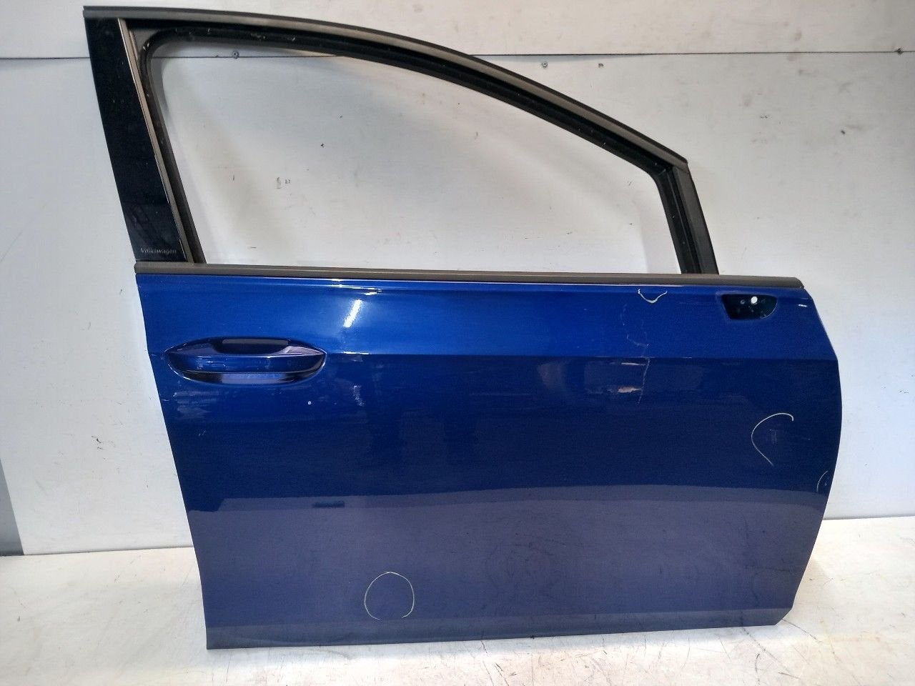 Portier rechts voor Volkswagen Golf, Auto-onderdelen, Onderdelen@venauto.nl, Van der Ven Autorecycling B.V., Gebruikt, Ettenseweg 76, 4706 PB Roosendaal, The Netherlands