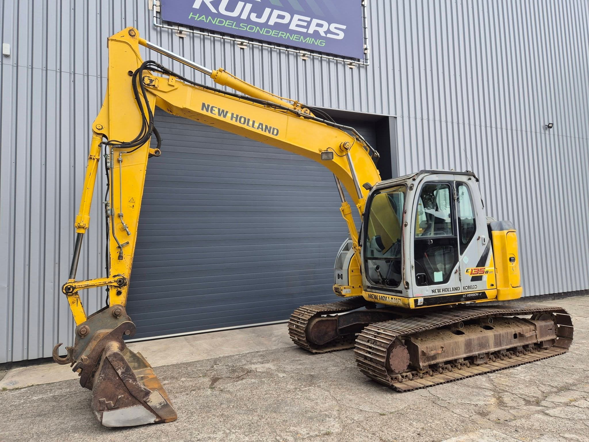 New Holland Kobelco E135BSR-2 Graafmachine Rupskraan, Graafmachine