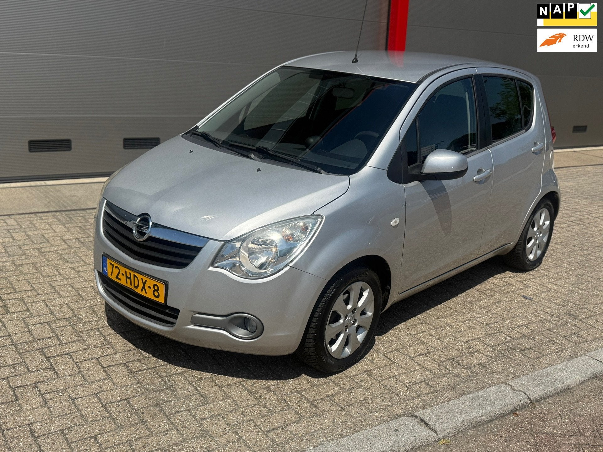 Opel Agila 1.0 Enjoy, Auto's, Gebruikt, 31 €/maand, 996 cc, Origineel Nederlands