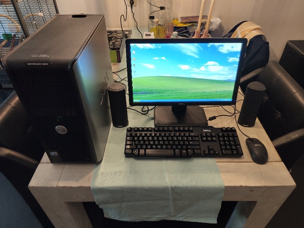 Complete Retro Dell Gaming PC Set, Win XP Sleeper, GTX 750Ti, Ophalen, Dell