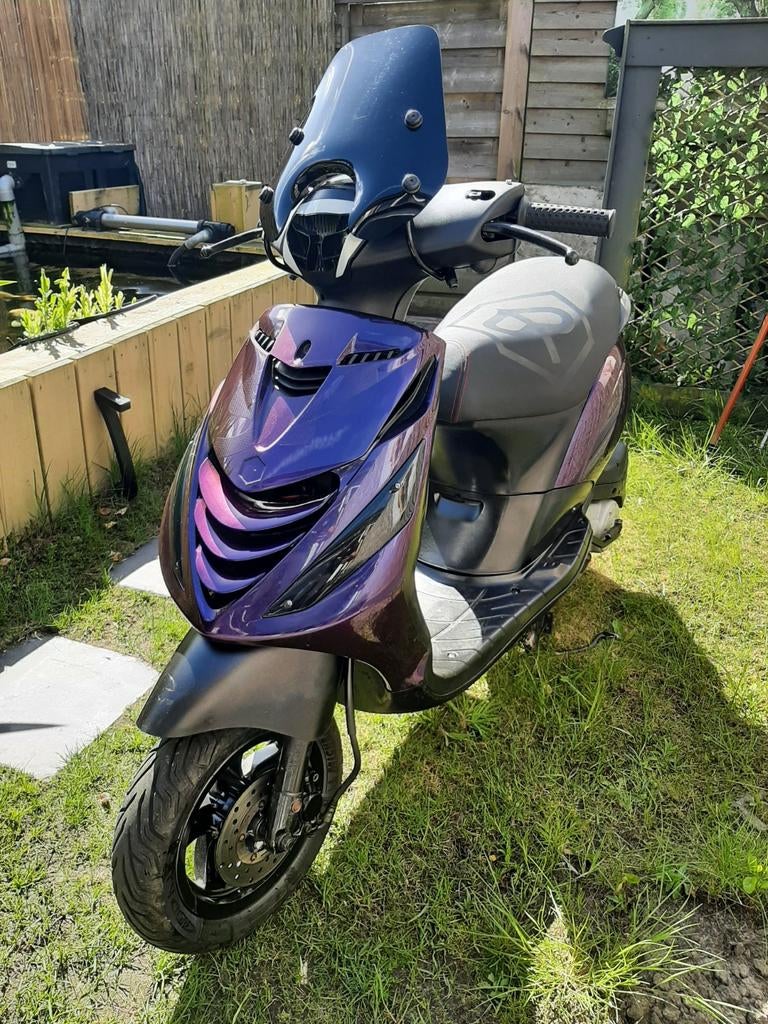 Piaggio zip zonder 123 DIT WEEKEND VOOR MAAR 550euro!!, Ophalen, Gebruikt, Benzine, Zip