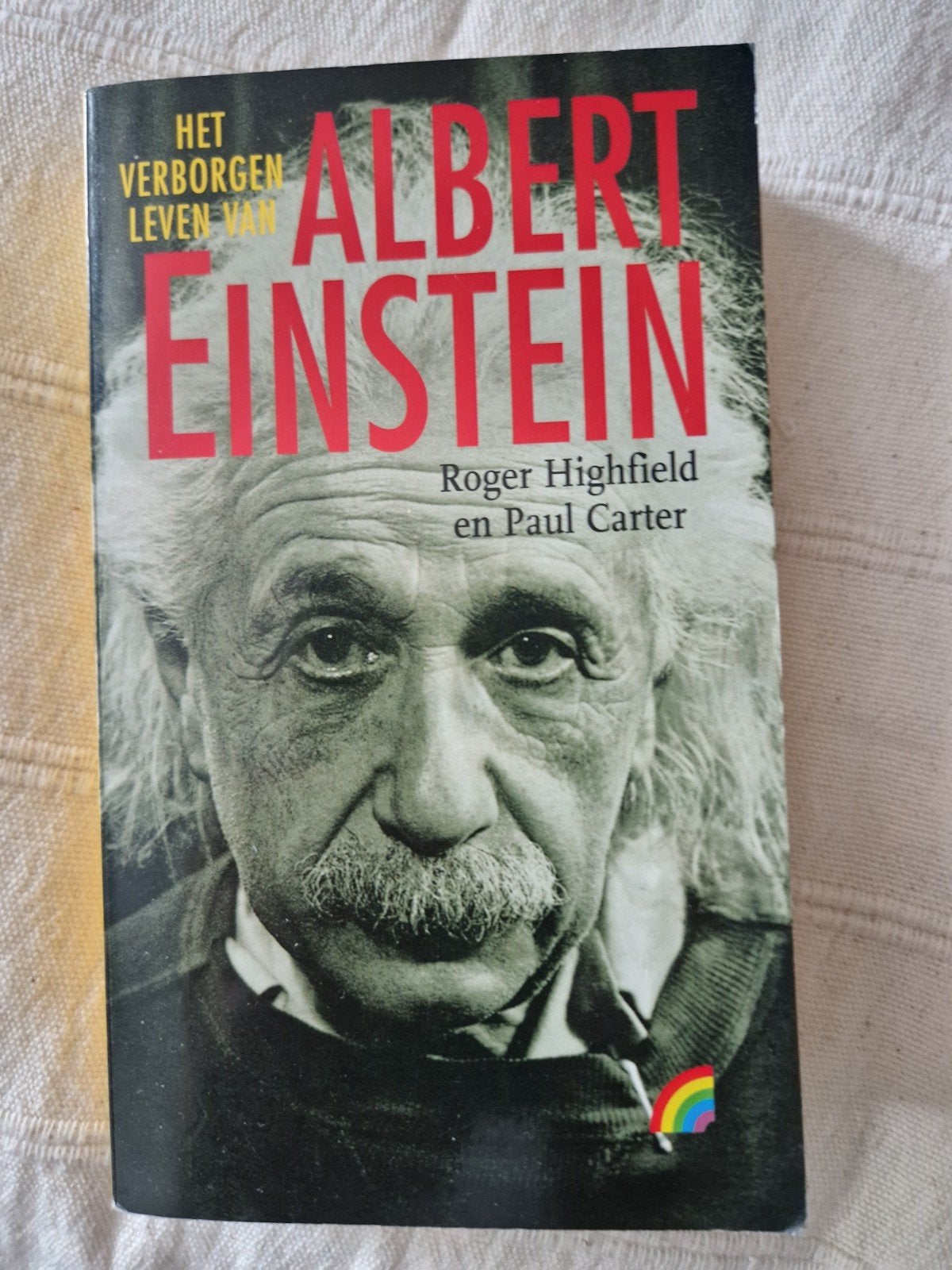 Het Verborgen Leven van Albert Einstein - Biografie, Ophalen of Verzenden, Gelezen, Roger Highfield en Paul Carter, Wetenschap