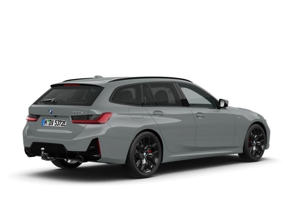 BMW 3 Serie Touring 330e High Executive | M Sportpakket Pro, Automaat, 1998 cc, Achterwielaandrijving, 4 cilinders