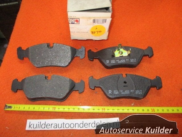 Remblokken voorzijde BMW e30 M3  E28  E24 BP2135  3411096108, Auto-onderdelen, Remmen en Aandrijving, BMW, Nieuw, Ophalen of Verzenden