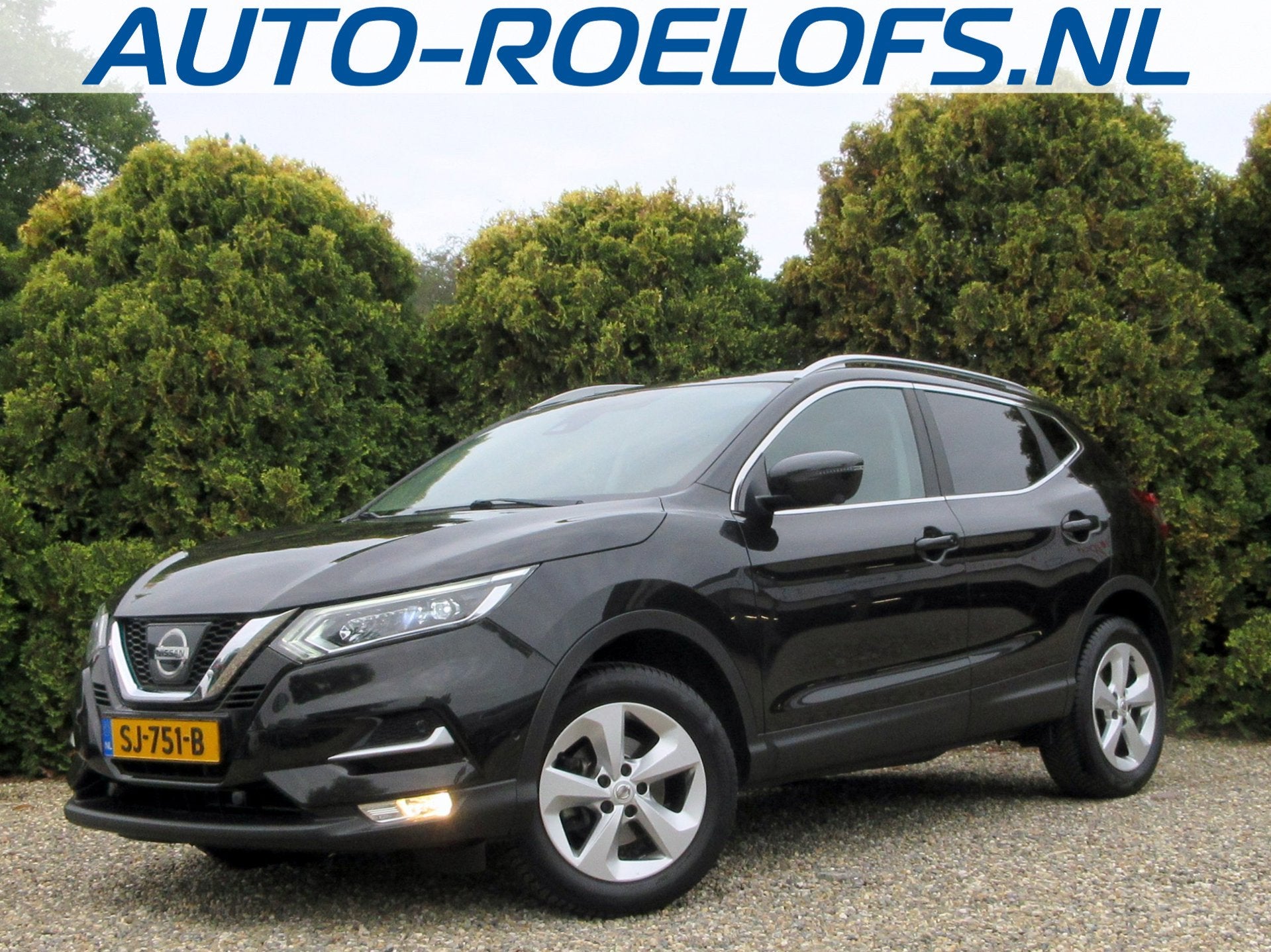 Nissan Qashqai 1.2 Business Ed. * Panoramadak * 360 camera *, Auto's, Voorwielaandrijving, Automatische klimaatregeling, Gebruikt