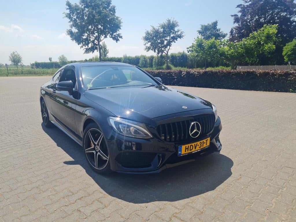 Mercedes-Benz C-Klasse C 200 184pk 9G-Tronic 2018 Zwart, Achterwielaandrijving, 1800 kg, 4 stoelen, Zwart