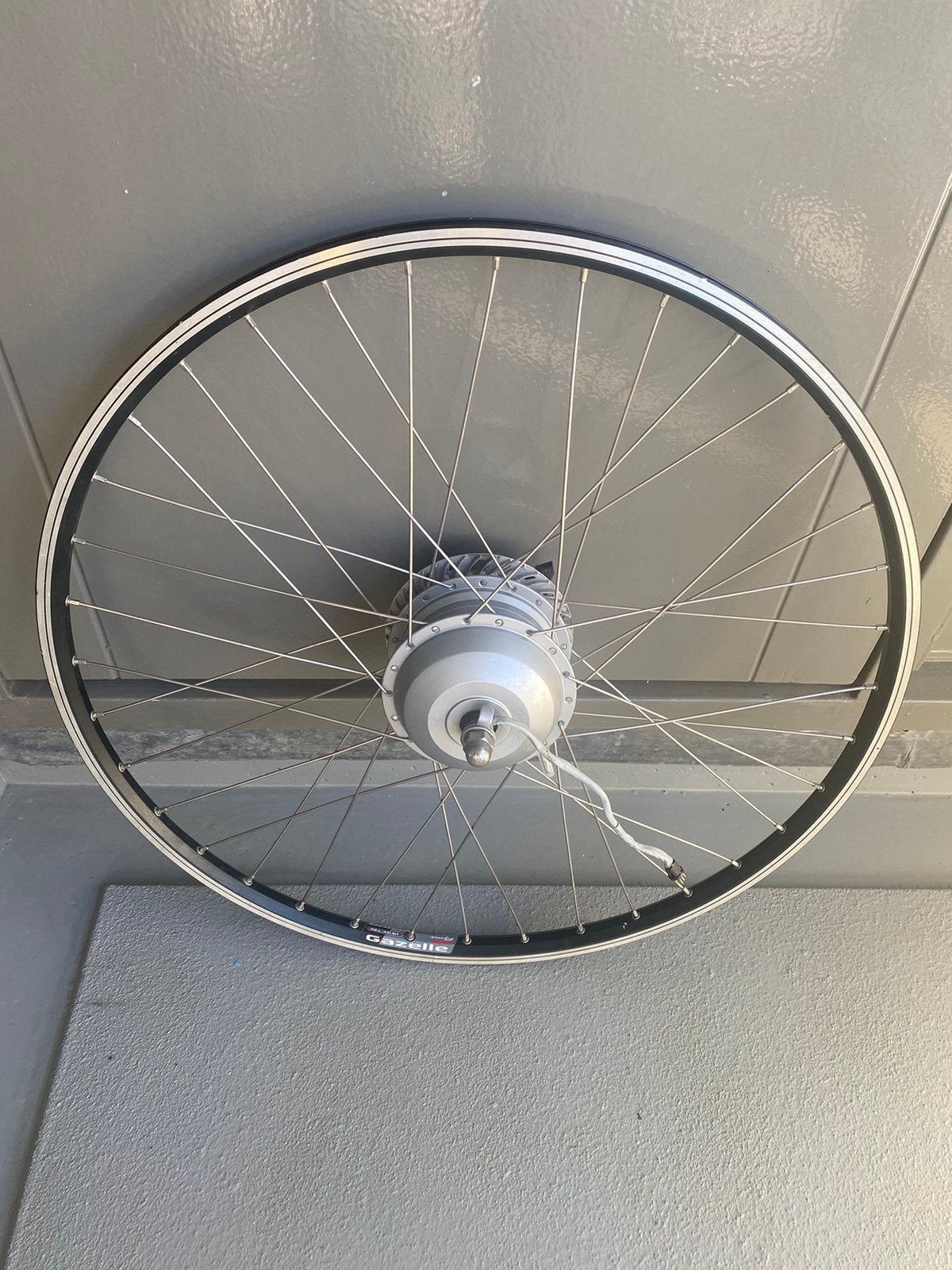 Gazelle Elektrische fiets Voorwiel motor 9 pins, Ophalen of Verzenden