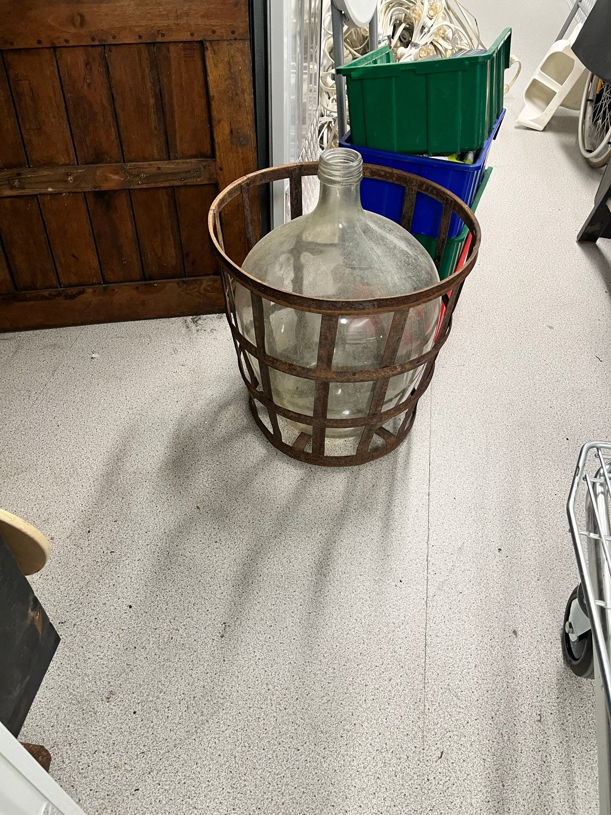 Grote glazen fles in metalen mand - Originele vaas, Ophalen