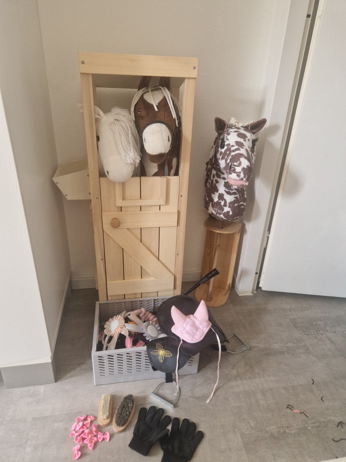 Complete Hobby Horse set, Ophalen, Zo goed als nieuw