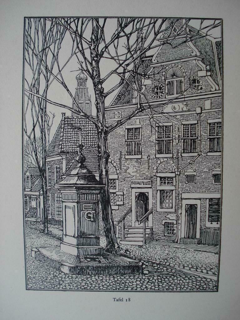 18 / Enkhuizen De Waag voorzijde Gravure 1902, Antiek en Kunst, Kunst | Etsen en Gravures, Ophalen of Verzenden