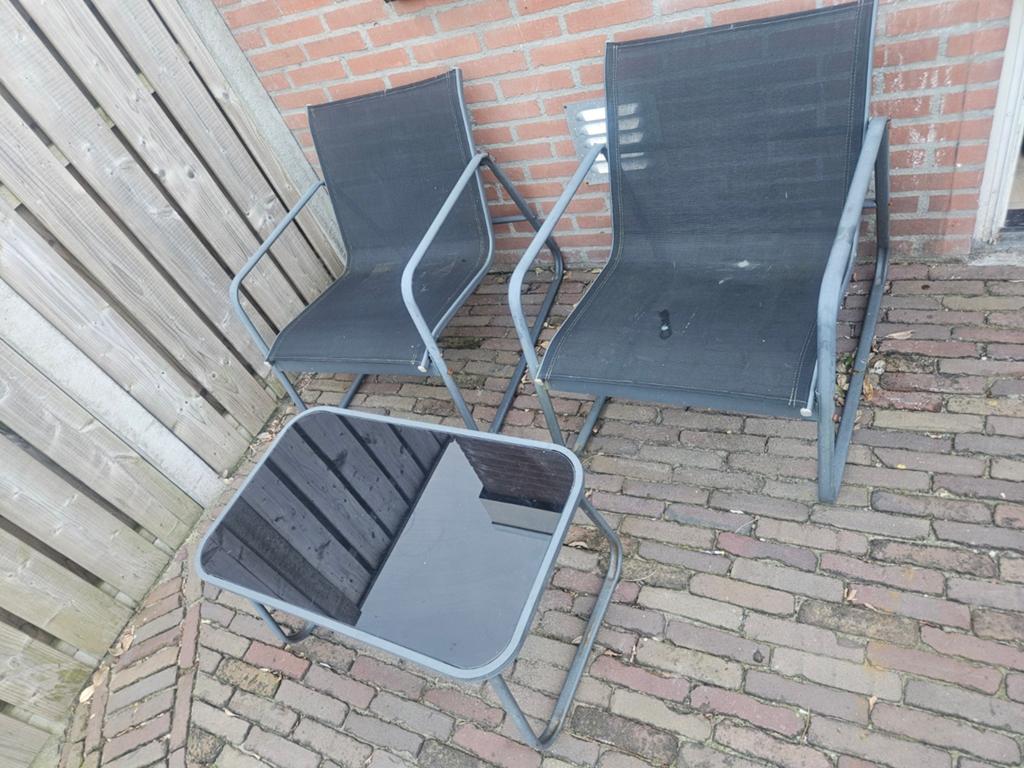 Tuinset: 2 stoelen en bankje met bijzettafel, Tuin en Terras, Ophalen, 4 zitplaatsen, Gebruikt, Textileen