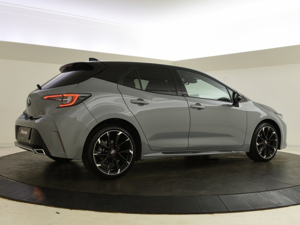 Toyota Corolla 1.8 Hybrid GR-Sport | PDC | Head-up | Halflee, Auto's, Automaat, 12 maanden, Gebruikt, 1340 kg