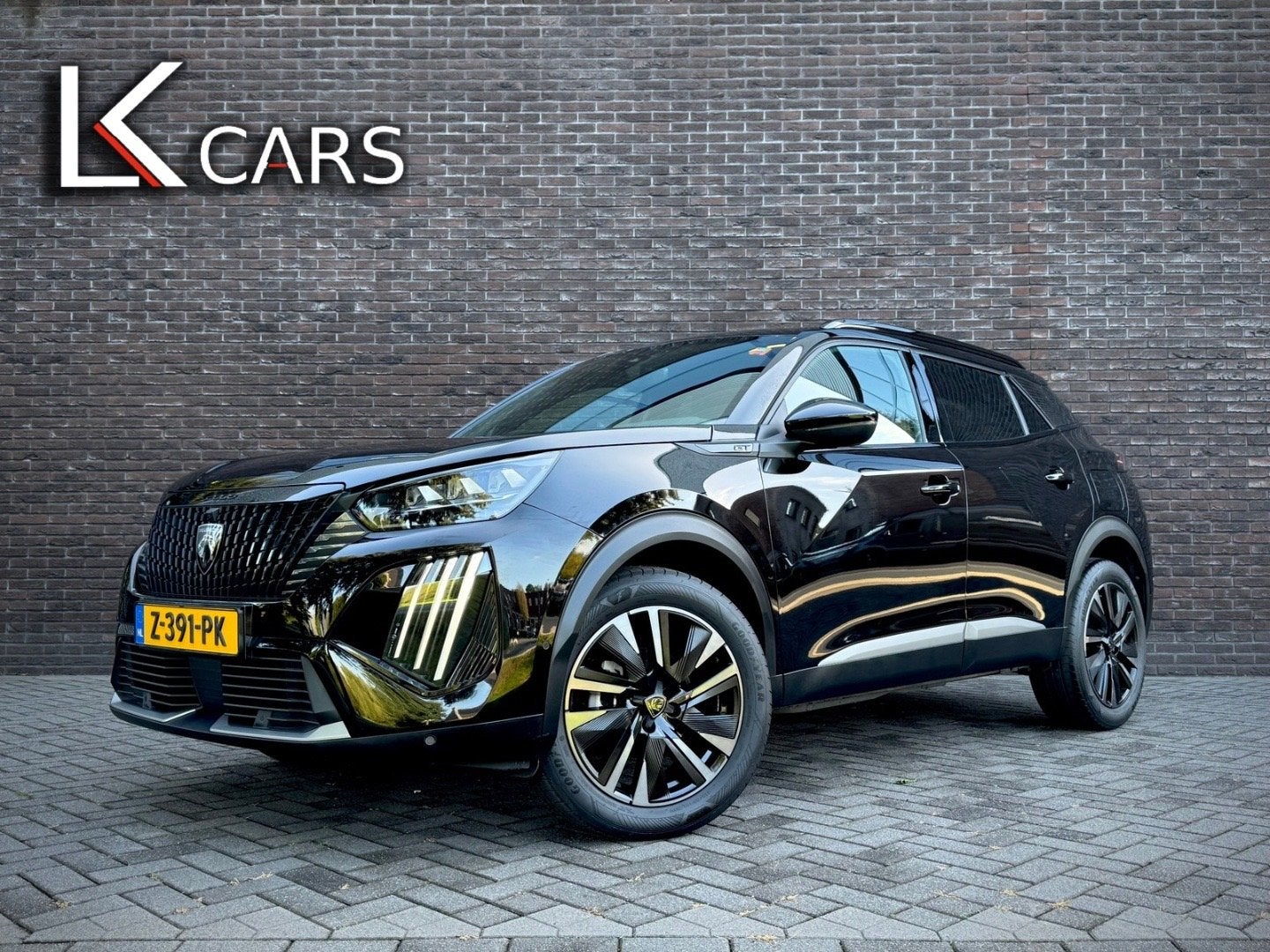 Peugeot PureTech 130 EAT8 GT | 360 CAMERA | ACC | TREKHAAK |, Auto's, Gebruikt, 1199 cc, Alcantara, Zwart