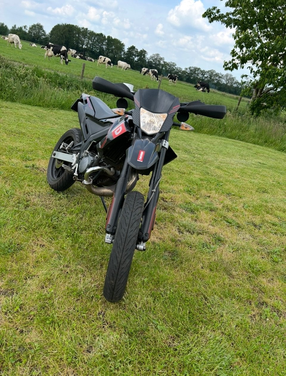 Derbi Senda Limited Edition 2021 Schakelbrommer, Fietsen en Brommers, Ophalen, 6 versnellingen, Maximaal 45 km/u, Zo goed als nieuw