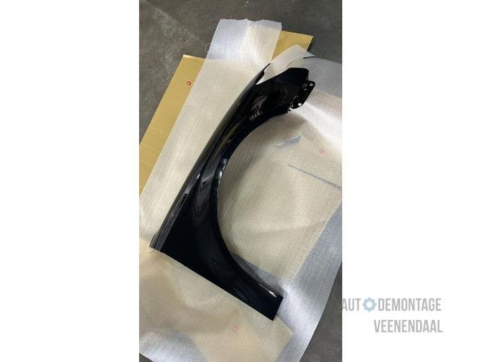 Scherm rechts-voor van een Audi A3 (LZ9Y), -, -, Nieuw, -