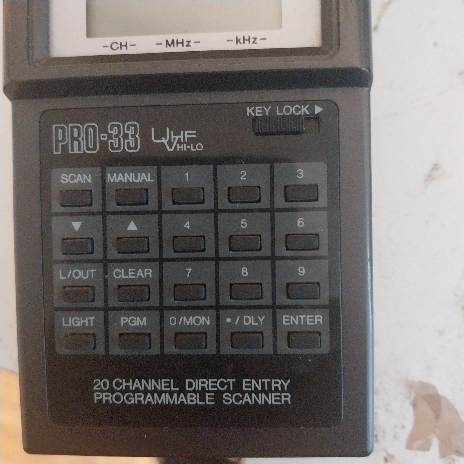 Realistic PRO-33 Scanning Receiver - Vintage Scanner, Ophalen of Verzenden, Gebruikt, Minder dan 30 kanalen, Draagbaar