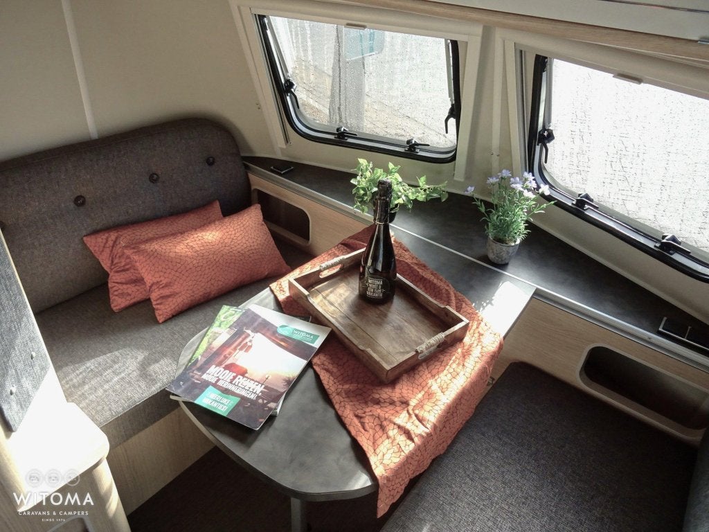 Eriba Touring - 60 Edition 530 mooi compleet, Standaardzit, Bedrijf, 4 tot 5 meter, Eriba