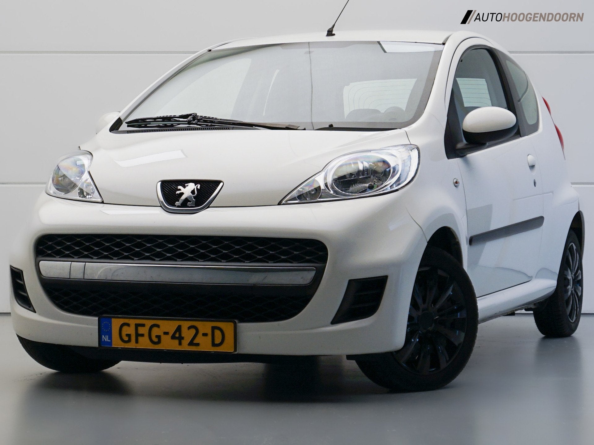 Peugeot 107 1.0-12V XR (AIRCO,RADIO/MP3-SPELER,ELEKTRISCHE R, Voorwielaandrijving, Radio, Gebruikt, 4 stoelen