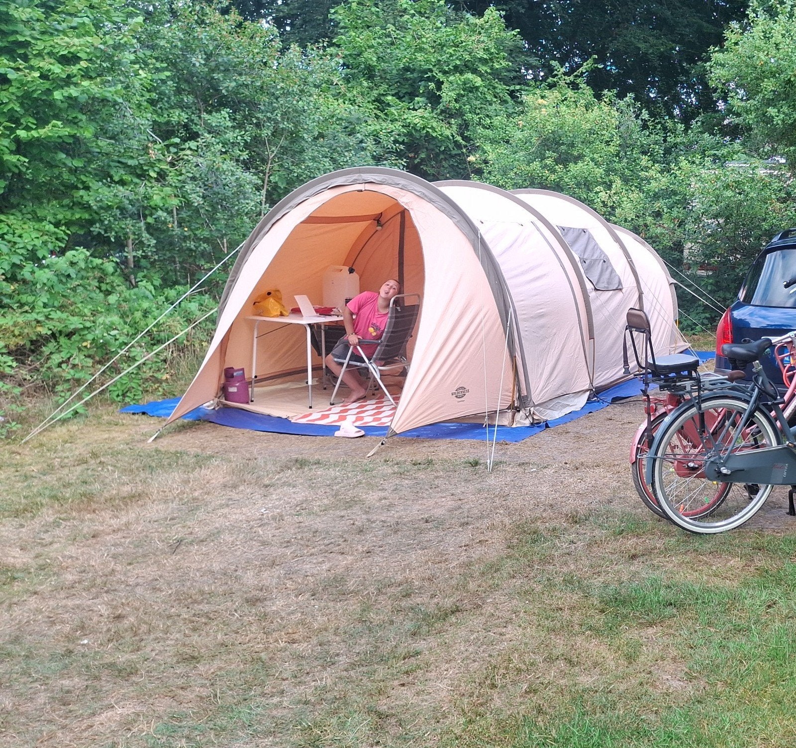 Ruime 4-persoons Tunneltent te huur voor uw vakantie, Ophalen, Tot en met 4