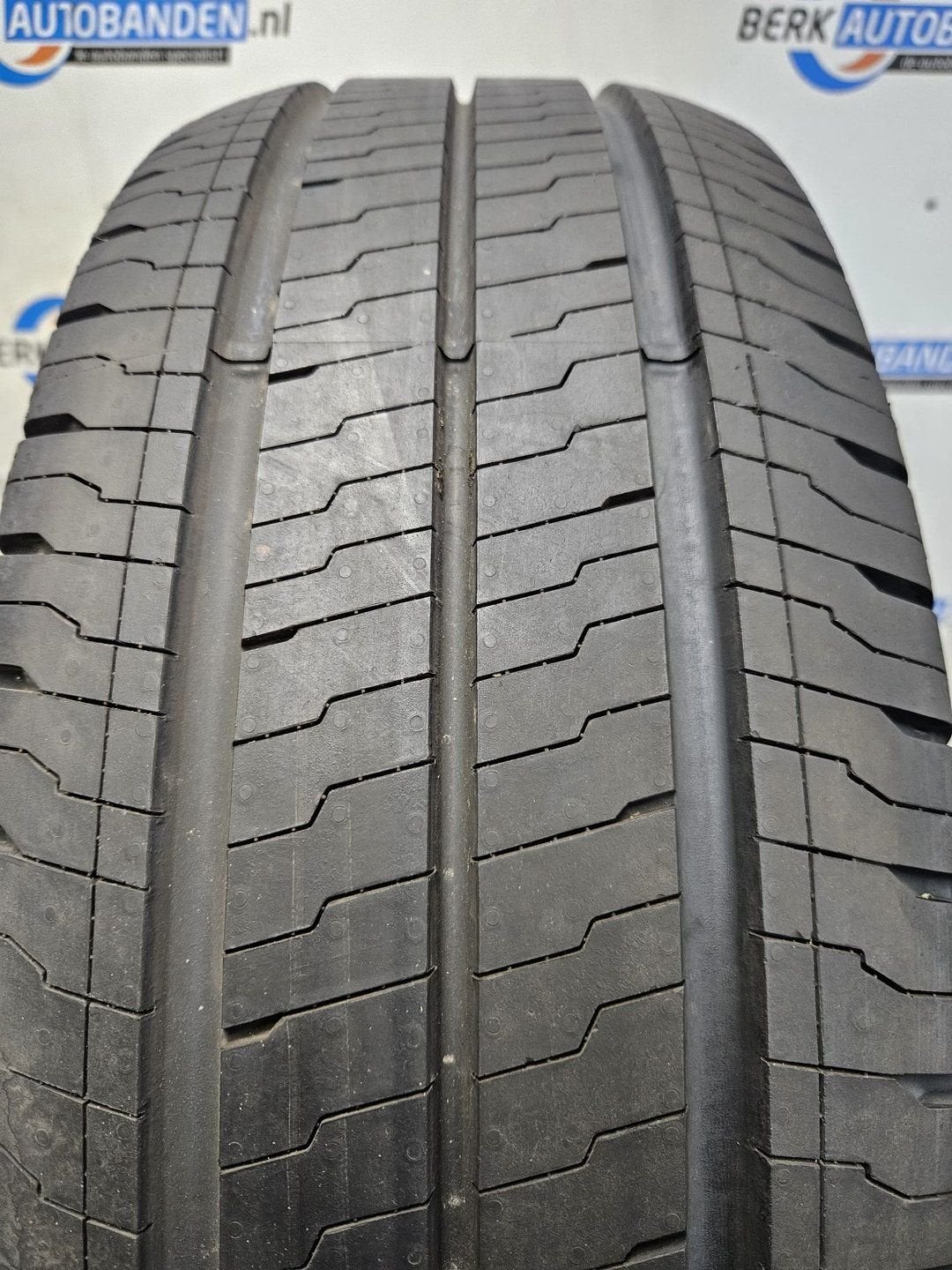2x Continental Vancontact Eco (DEMO) 235/65 R16C 115/113R 23, -, Ophalen of Verzenden, 235 mm, Band(en)