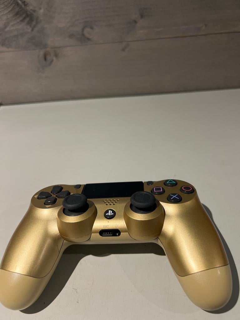 Gouden PlayStation 4 Controller - Zo goed als nieuw, Spelcomputers en Games, Spelcomputers | Sony PlayStation Consoles | Accessoires