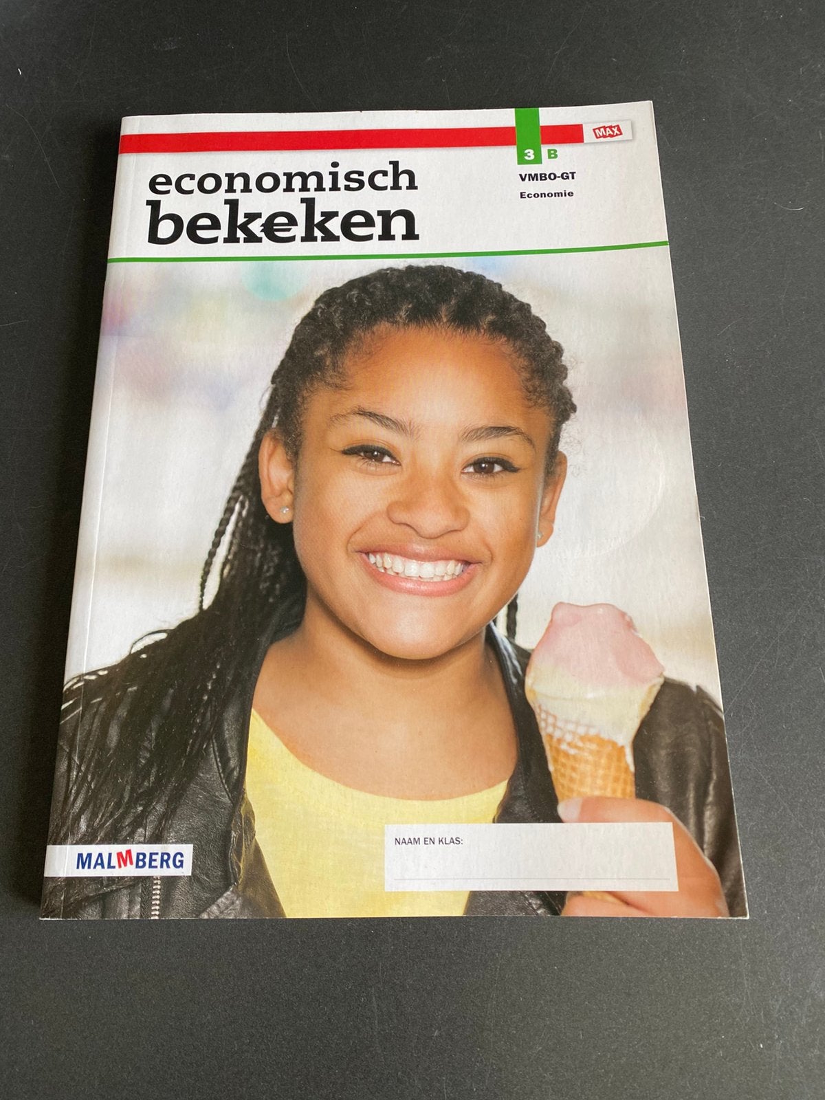 Economisch bekeken VMbO-GT 3 B economie, Ophalen of Verzenden, Zo goed als nieuw, VMBO, Economie