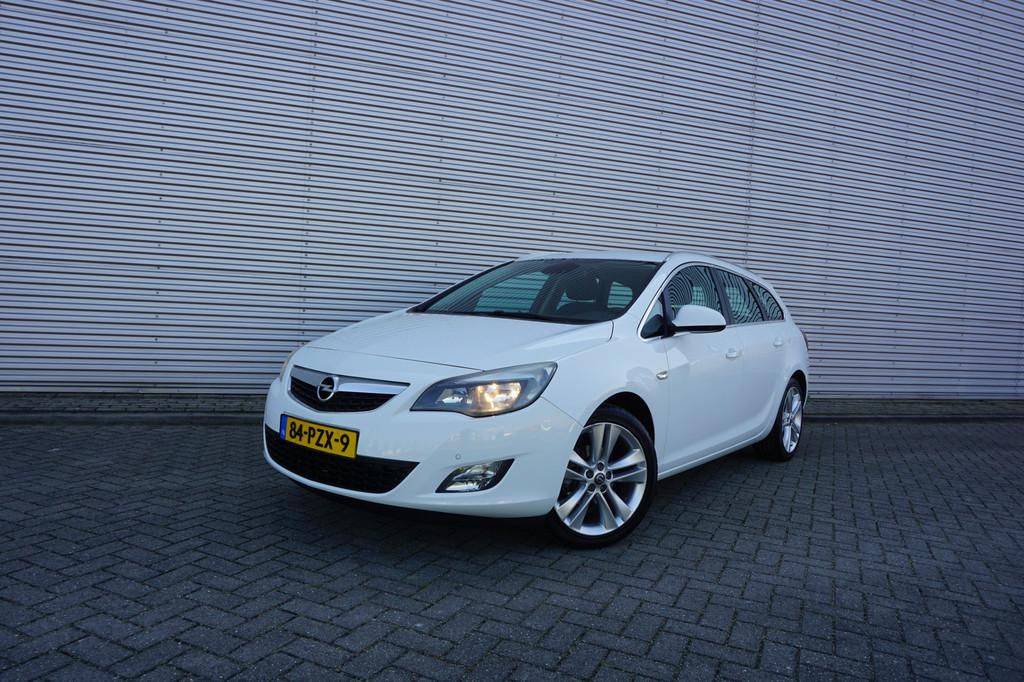 Opel Astra Sports Tourer 1.4 Turbo Sport Airco / Cruise / Na, Voorwielaandrijving, Euro 5, Gebruikt, 4 cilinders