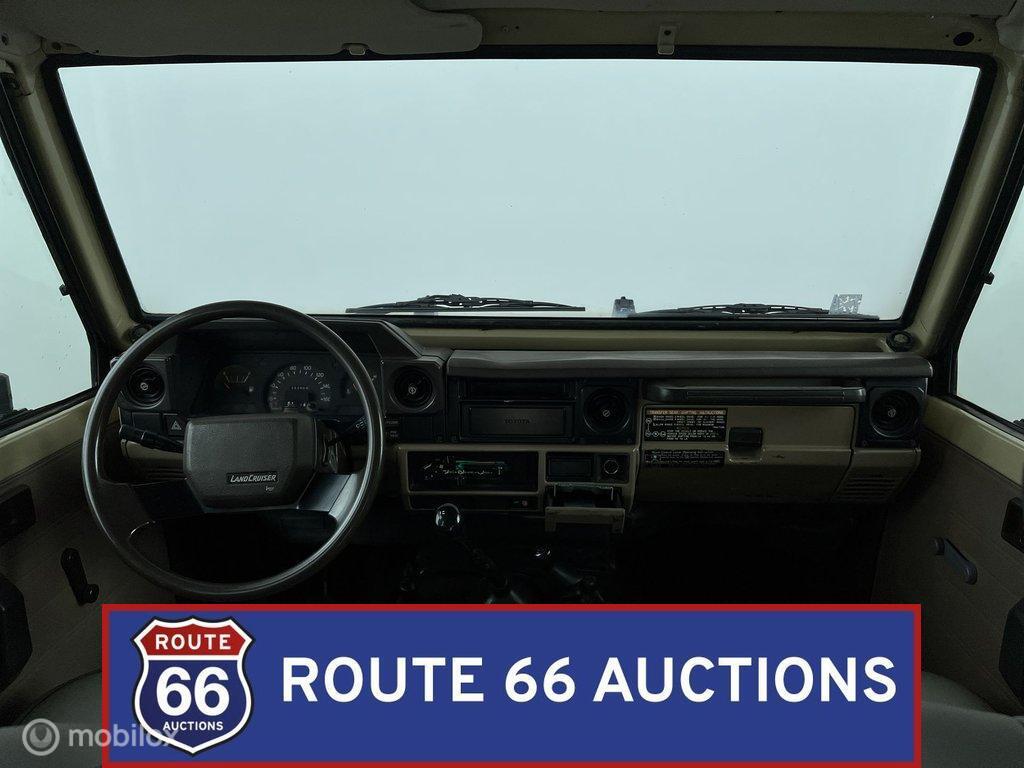 Toyota Land Cruiser | 1987 | Route 66 Auctions, Auto's, Oldtimers, Overige carrosserieën, Zwart, Bedrijf, Handgeschakeld
