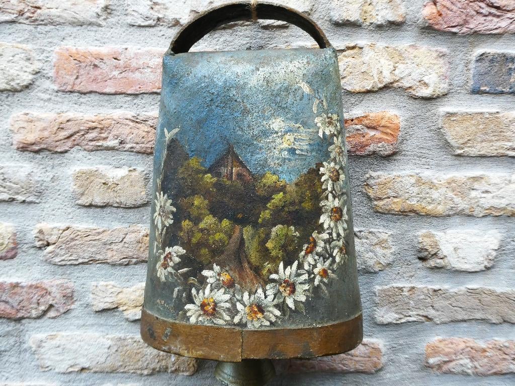 Unieke grote koebel beschilderd met alpenlandschap edelweiss, Ophalen of Verzenden