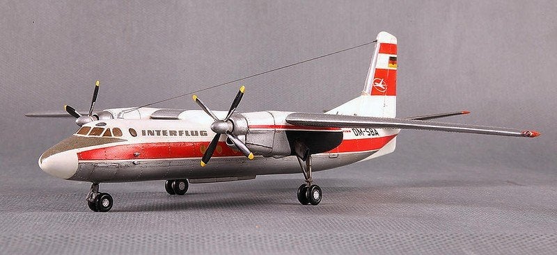 HO Antonov A-24 , schaal 1:100 Nu-Bee Transportvliegtuig, Ophalen of Verzenden, Nieuw, 1:72 tot 1:144, Overige merken