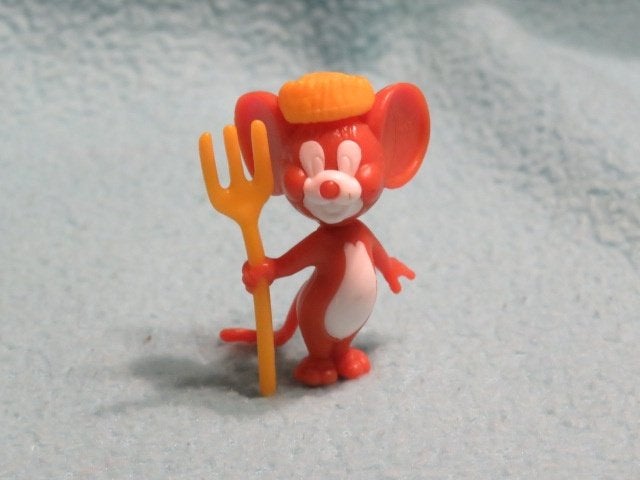 Figuurtje Kindersurprise Jerry muis met hark jaren 90, Ophalen of Verzenden, Zo goed als nieuw, Steekfiguren