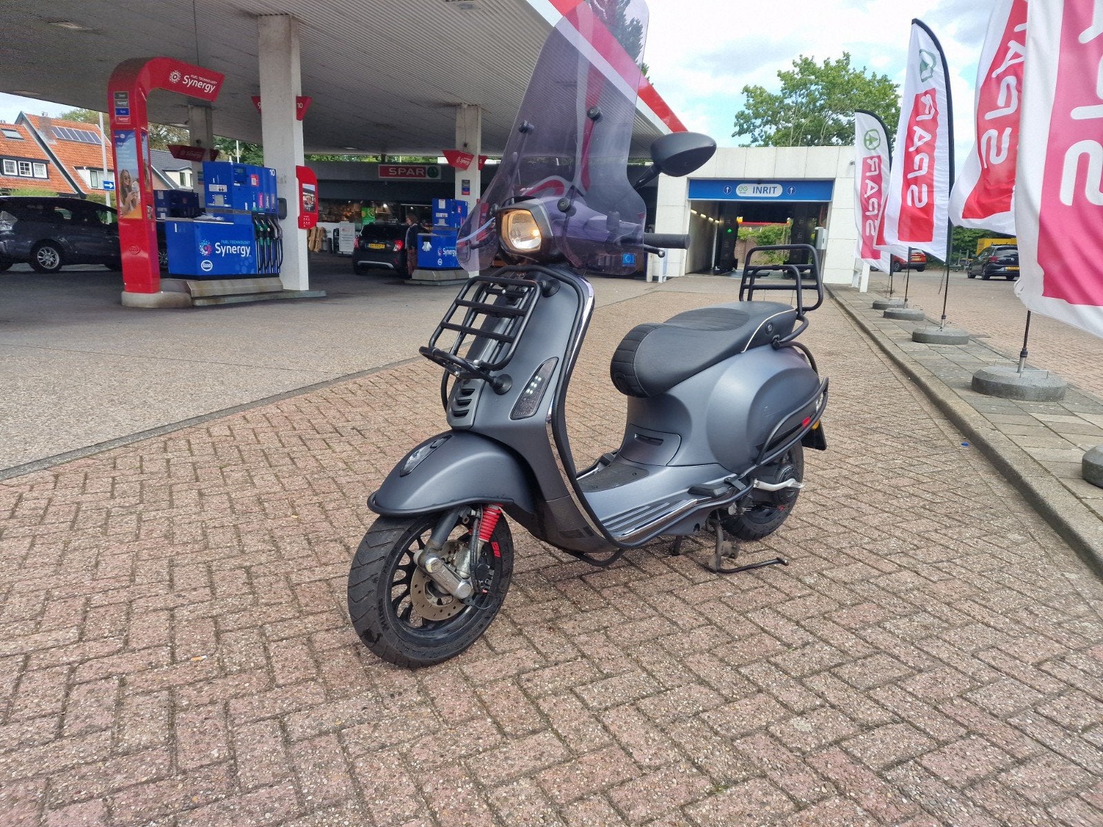 Vespa Sprint 4-takt - Matgrijs - Zeer nette staat, Overige modellen, Maximaal 45 km/u, Ophalen of Verzenden, Zo goed als nieuw