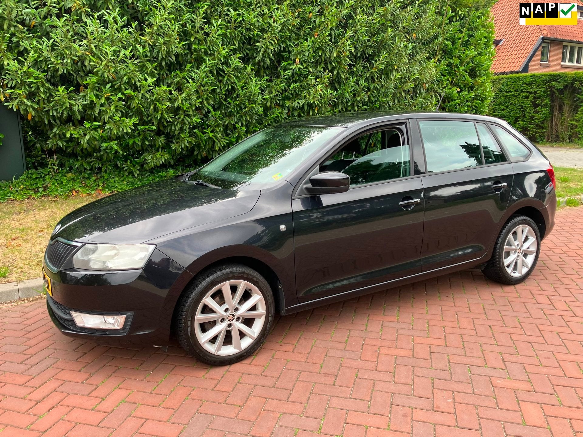 Skoda Rapid Spaceback 1.2 TSI Greentech Ambition Businesslin, Auto's, Voorwielaandrijving, Euro 5, Gebruikt, 4 cilinders