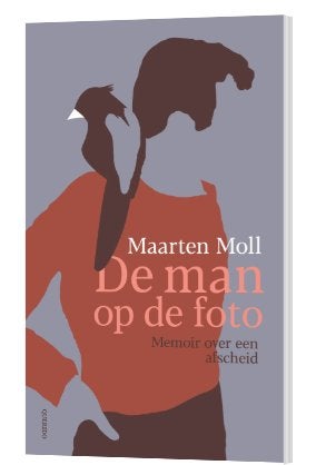 De man op de foto Maarten Moll, Ophalen of Verzenden, Gelezen