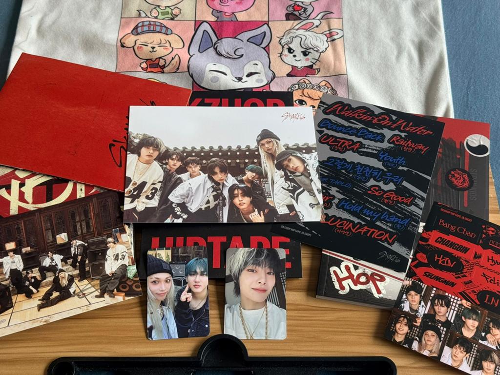 Stray Kids SIGNED hop album compleet, Ophalen of Verzenden, Zo goed als nieuw, Cd of Plaat