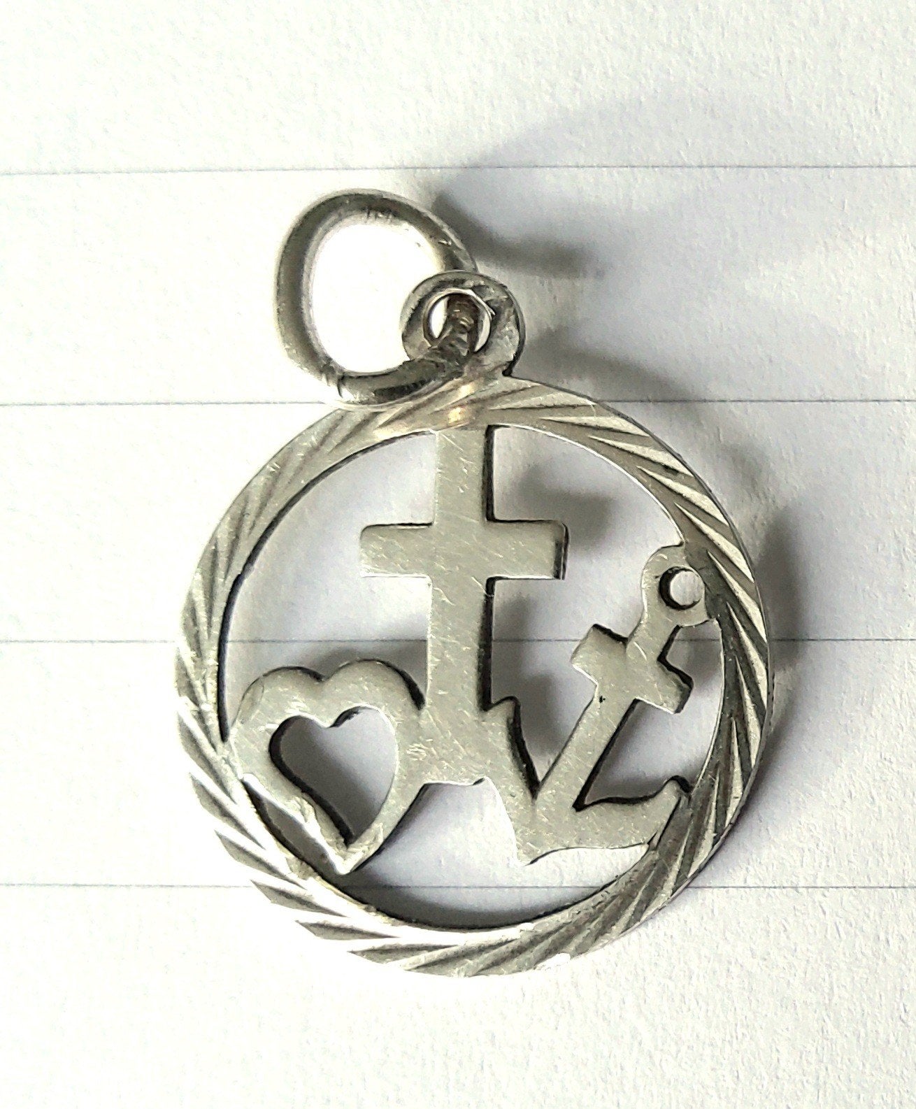 Hanger Geloof Hoop en Liefde. Zilver 925. In prima staat., Ophalen of Verzenden, Gebruikt, Zilver, Zilver