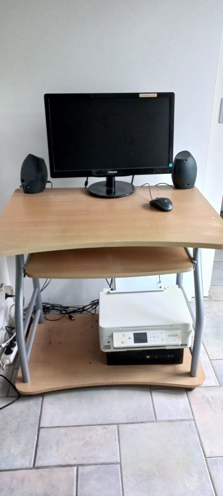 compacte computertafel, Ophalen, Zo goed als nieuw, 70 tot 120 cm