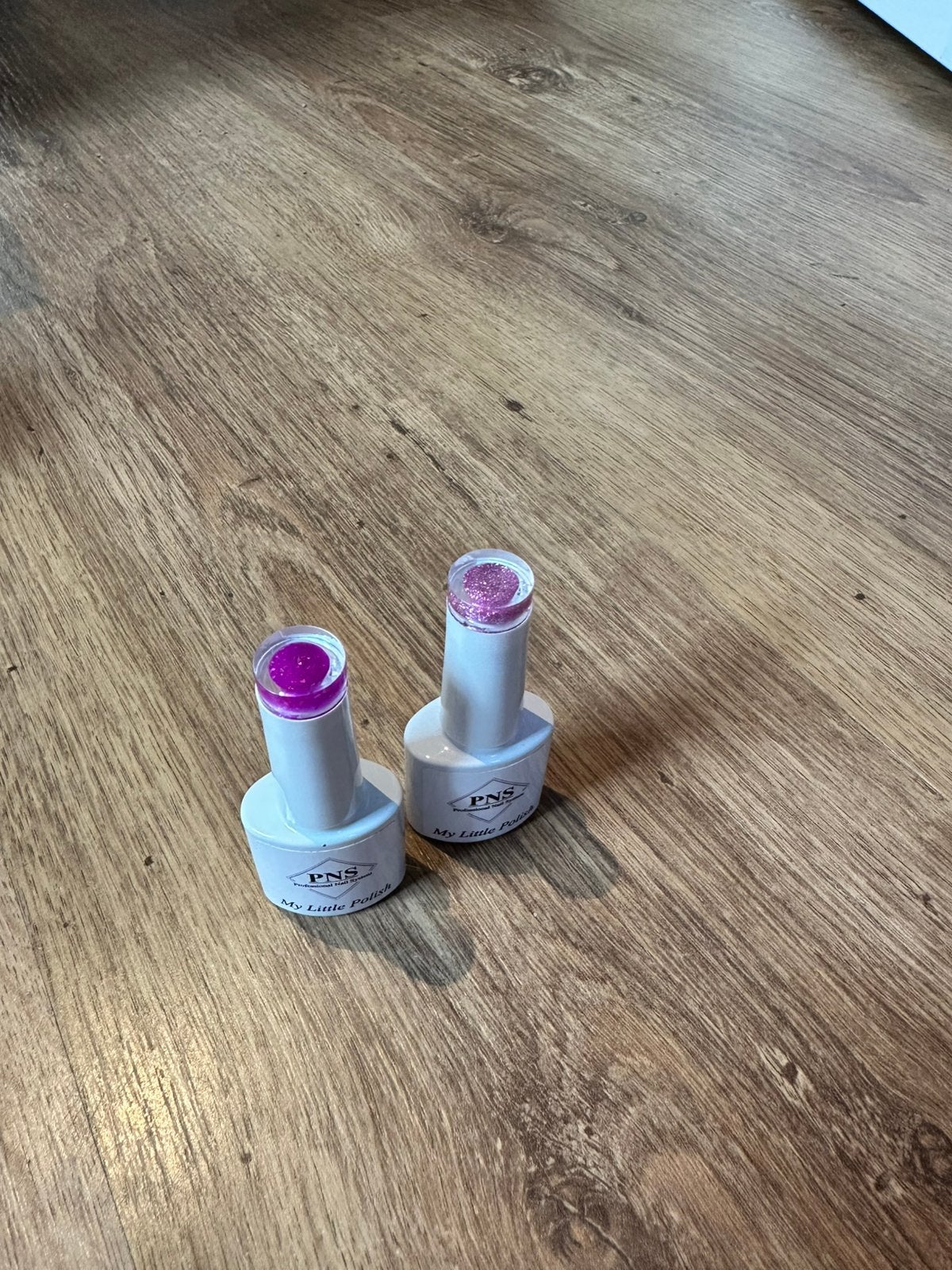 2 Pns lakjes, Ophalen of Verzenden, Zo goed als nieuw, Handen en Nagels