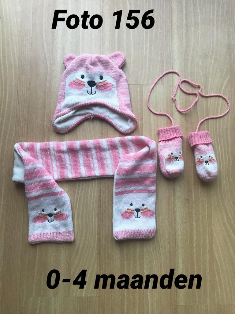 Sjaal muts wamtem roze meisje maat 0-4 maanden *foto 156*, Kinderen en Baby's, Babykleding | Mutsen, Sjaals en Wanten, Ophalen of Verzenden