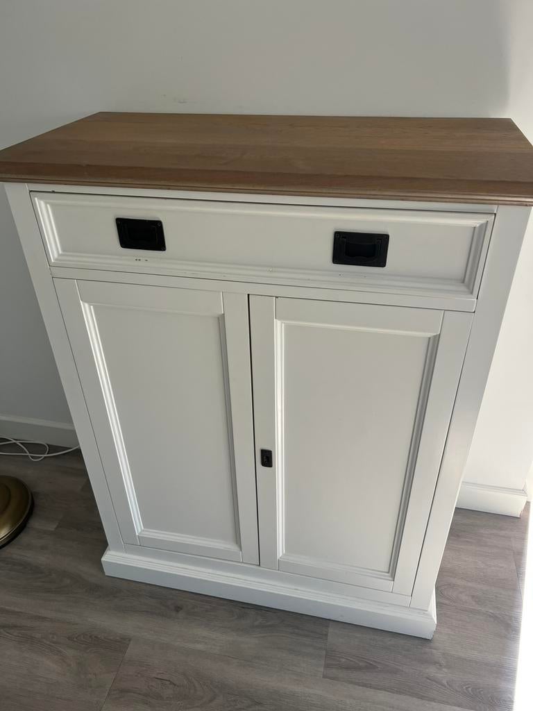 Mooie kast van richmond, Ophalen, Zo goed als nieuw, 25 tot 50 cm, 100 tot 150 cm