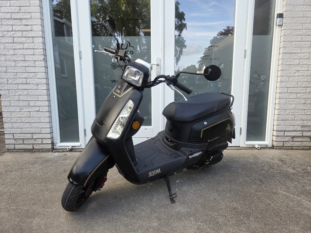 Sym Tonik snorscooter, 2012, 11700km, Fietsen en Brommers, Scooters | SYM, Gebruikt, Overige modellen, Sym, Ophalen of Verzenden